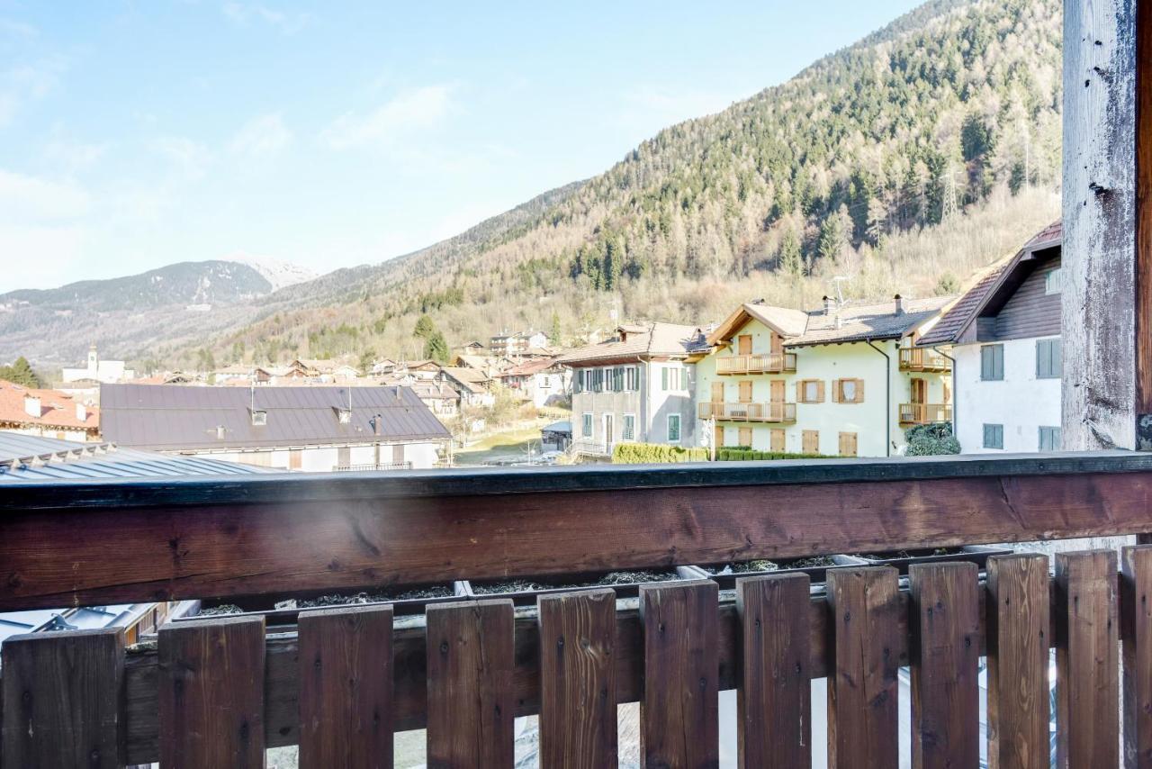 Mansarda Tra Le Dolomiti Di Brenta Appartement Bocenago Buitenkant foto