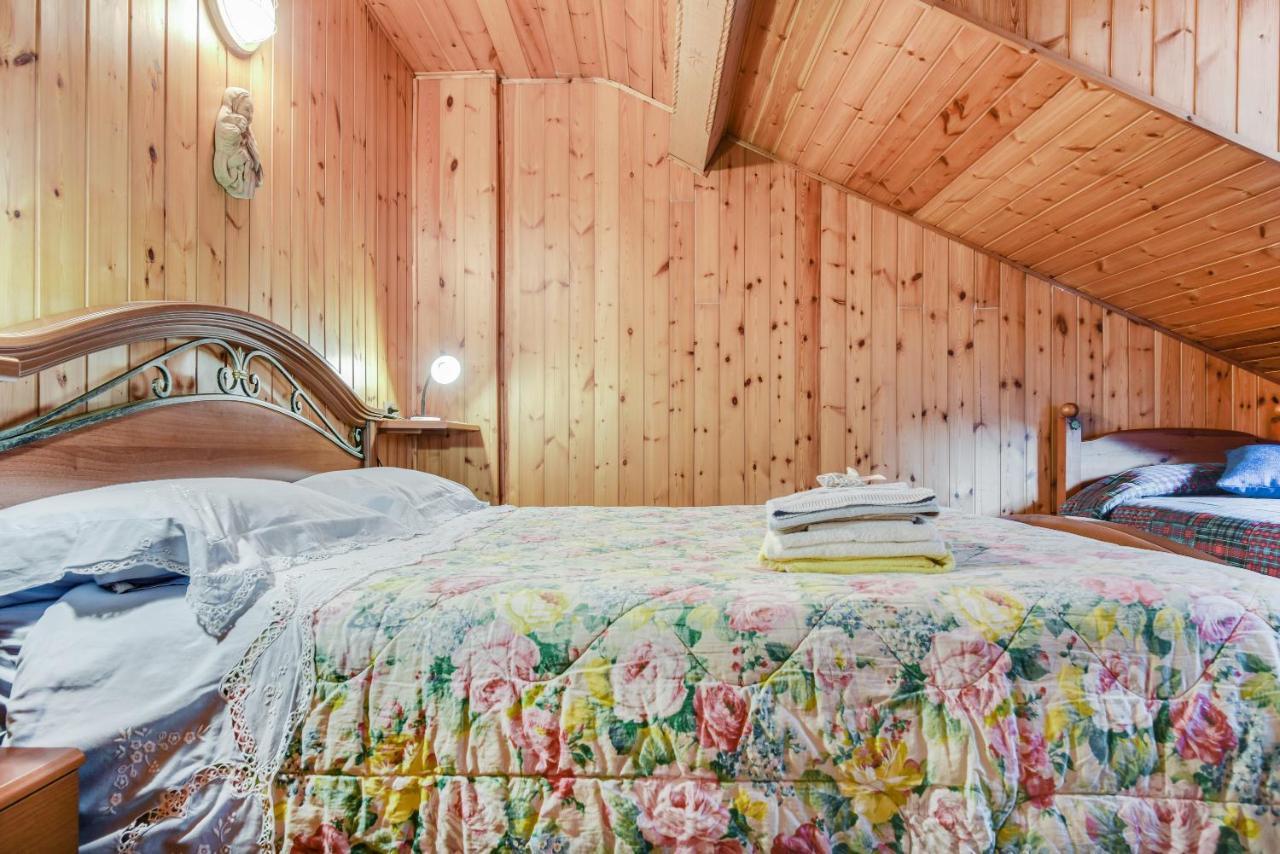 Mansarda Tra Le Dolomiti Di Brenta Appartement Bocenago Buitenkant foto