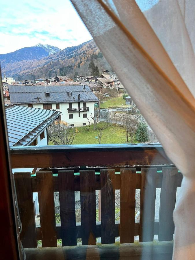 Mansarda Tra Le Dolomiti Di Brenta Appartement Bocenago Buitenkant foto